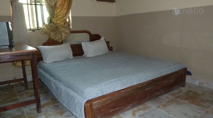 Hotel De Espana Limited