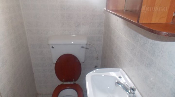 Adebens Place Hotel & Suites