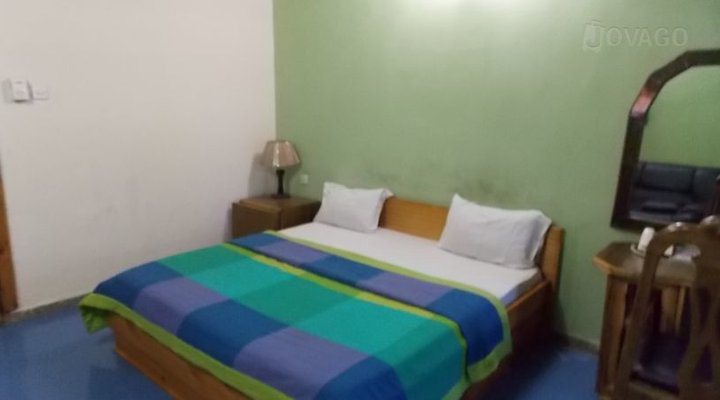 Jacob Becca Suite and Spa