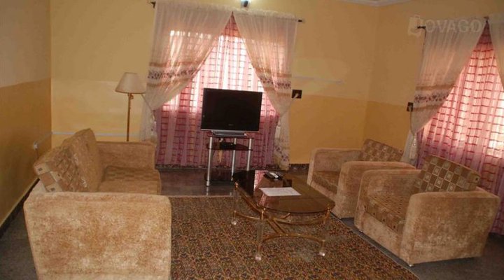 Rila Mu'am Castle Lodge