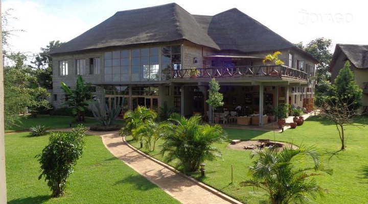 Weruweru River Lodge