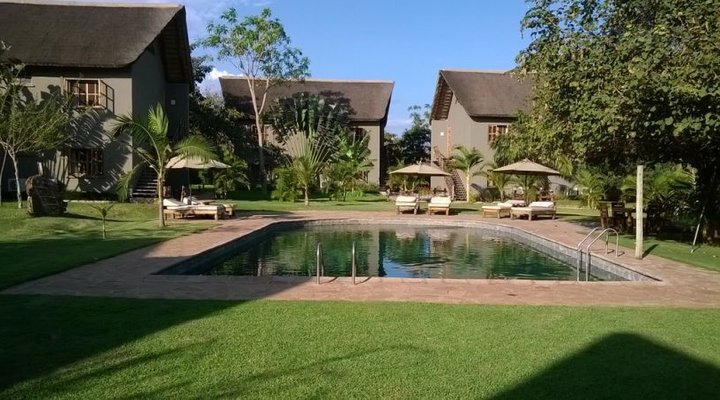 Weruweru River Lodge