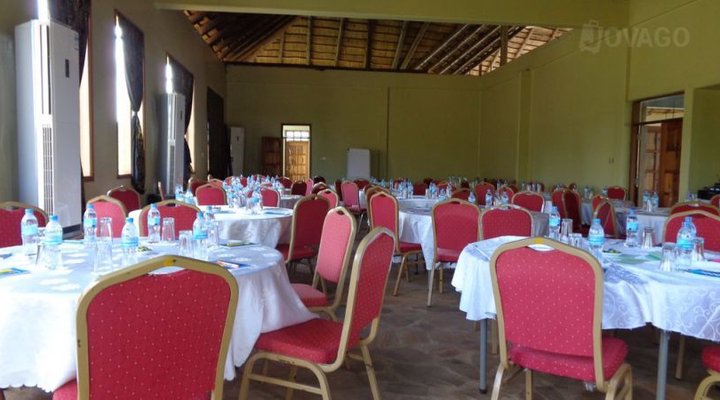 Weruweru River Lodge