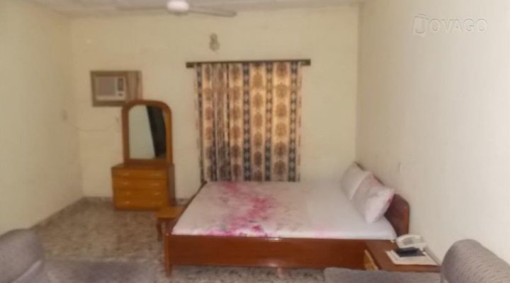 Eneme Guest Inn