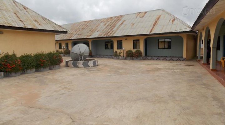 Eneme Guest Inn