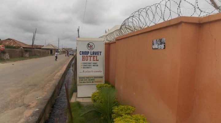 Camp Lavet Hotel