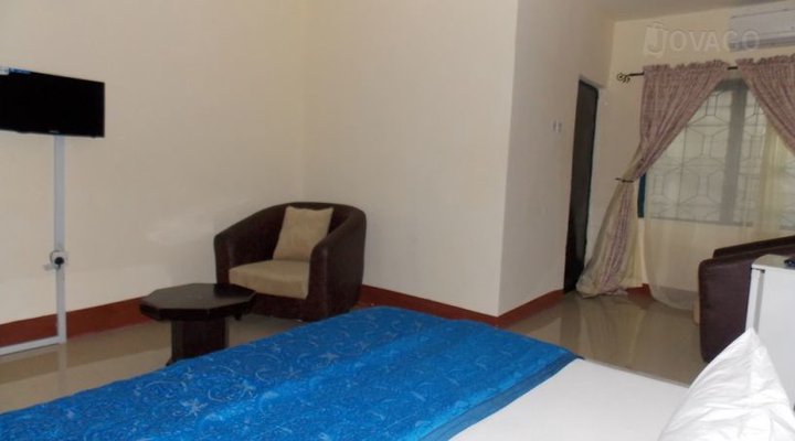 Sintehdumo Hotels Limited