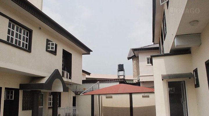 House 37 Guest House