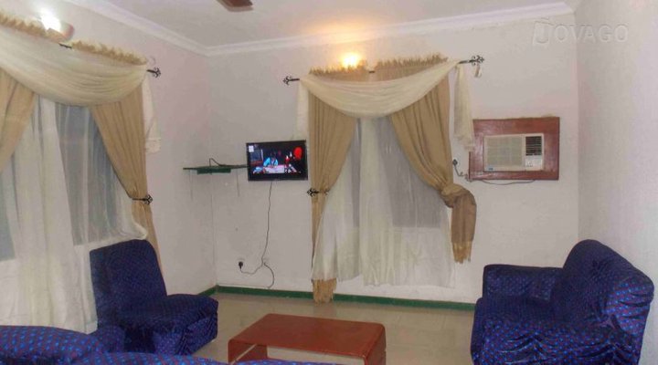Rothschild Hotel & Suites