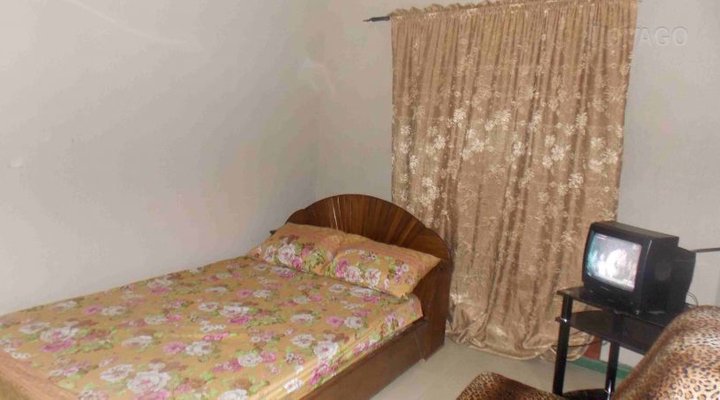 Rothschild Hotel & Suites