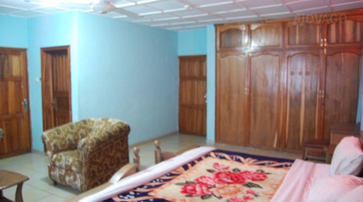 Paragon Suite