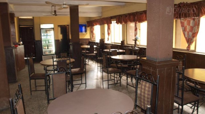 Islander Hotel