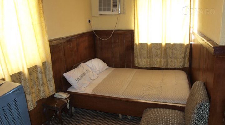 Islander Hotel