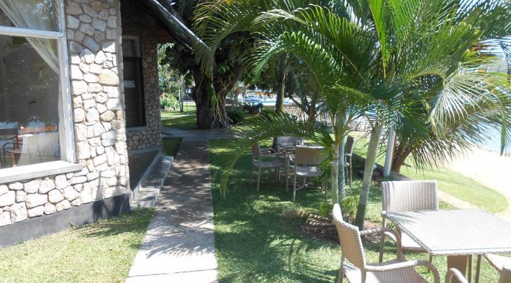 Alcon Cottages