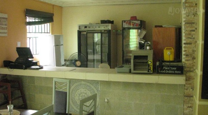 New World Inn (Okota)