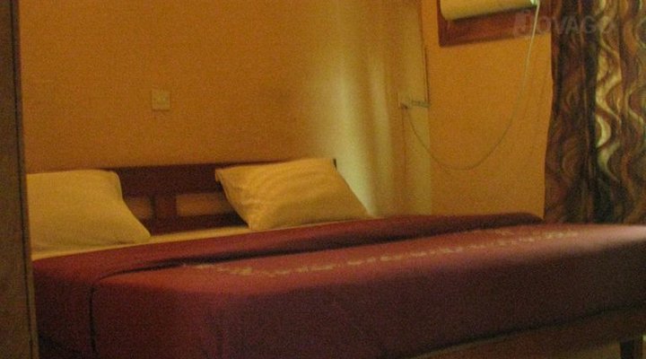 New World Inn (Okota)