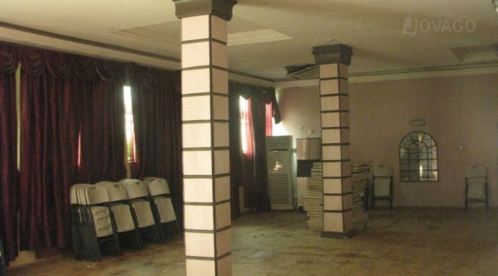 New World Inn (Okota)