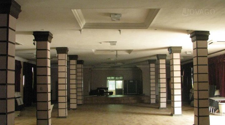 New World Inn (Okota)