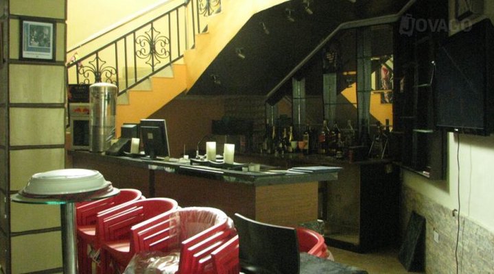 New World Inn (Okota)