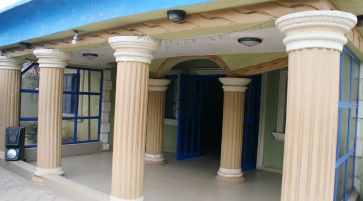 Nimot Hotel And Suites