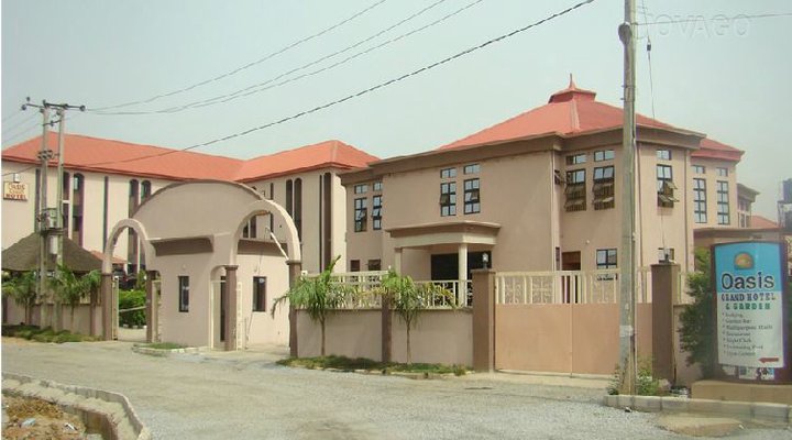 Oasis Grand Hotel And Garden