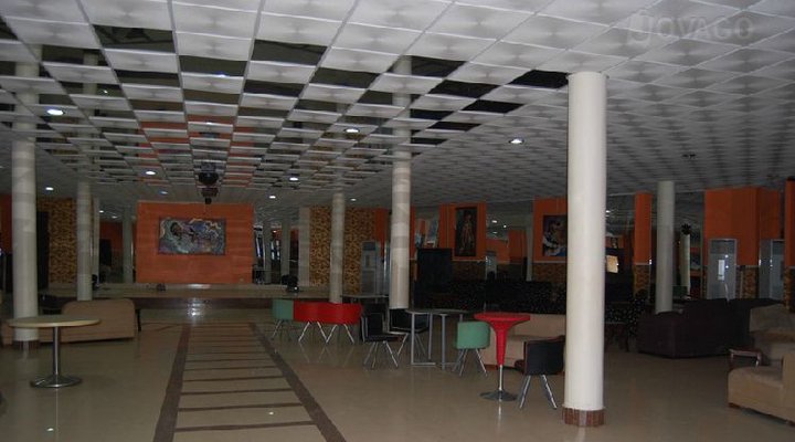 Oasis Grand Hotel And Garden