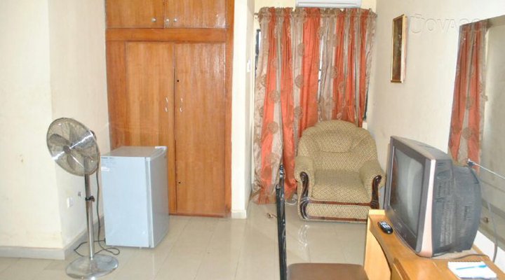 Eldit Royale Hotel
