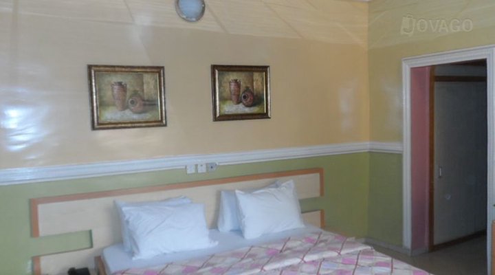 Queen Suites Limited