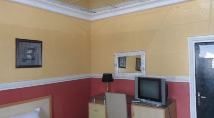 Queen Suites Limited