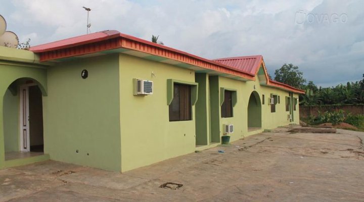 Olaiya Guest House