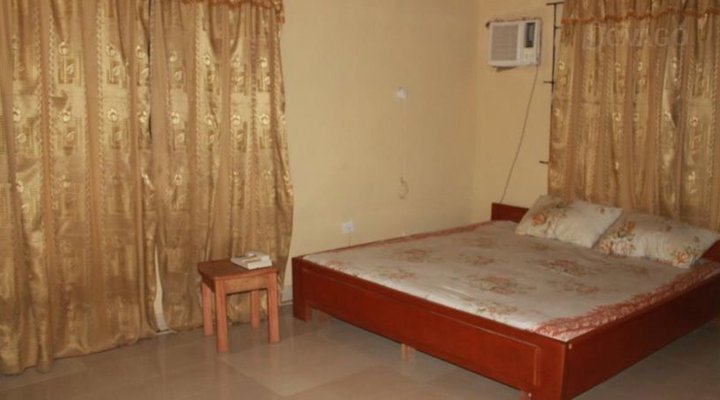 Olaiya Guest House