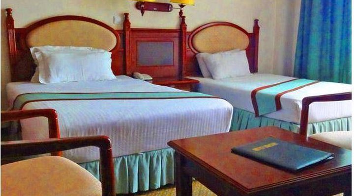 Executive Hotel, Adama