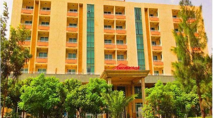 Executive Hotel, Adama