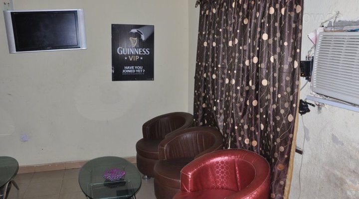 Desyls Hotels And Night Club
