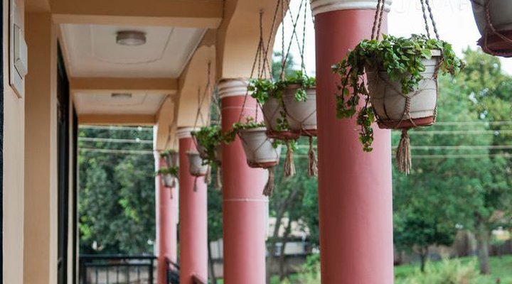 Etana Motel Bukoto
