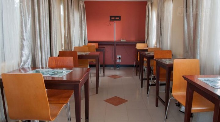Etana Motel Bukoto