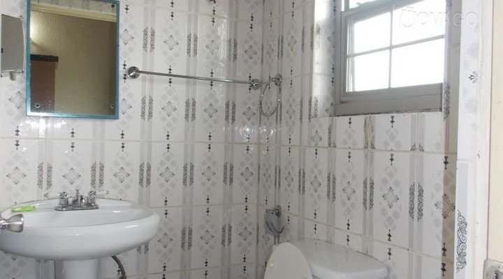 Pizzazz Hotels & Suites