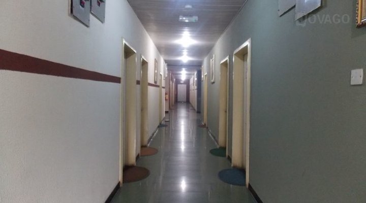 Pizzazz Hotels & Suites