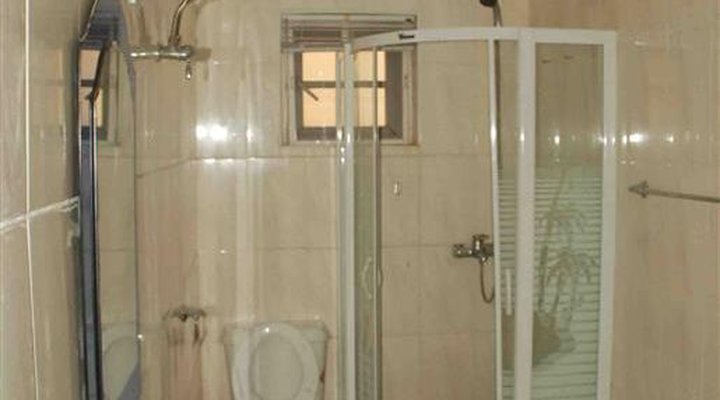 Hay Bravo Hotels & Suites