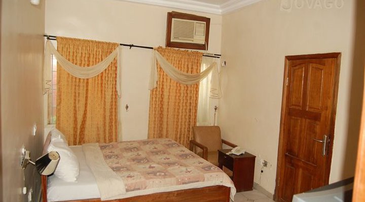 Starjen International Hotel