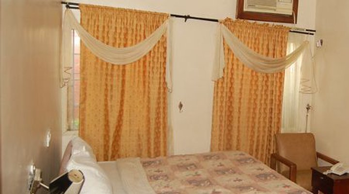 Starjen International Hotel