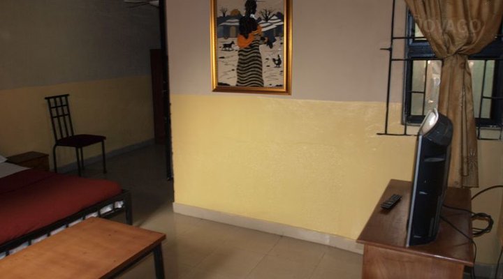 Chapta 2 Guest House