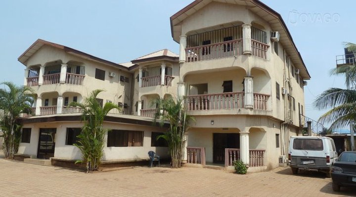 Slylin International Hotel