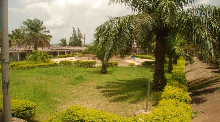 Lomay International Hotel