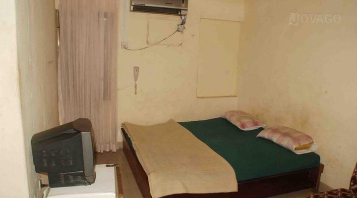 Rosedeen Boulevard Suites