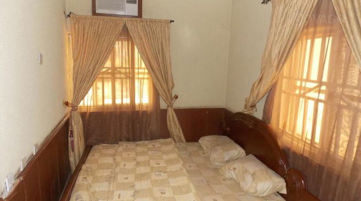 New Paradise Guest Inn