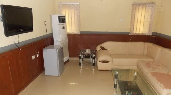 New Paradise Guest Inn