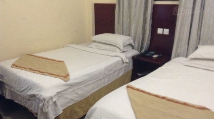 Denfrance Hotel