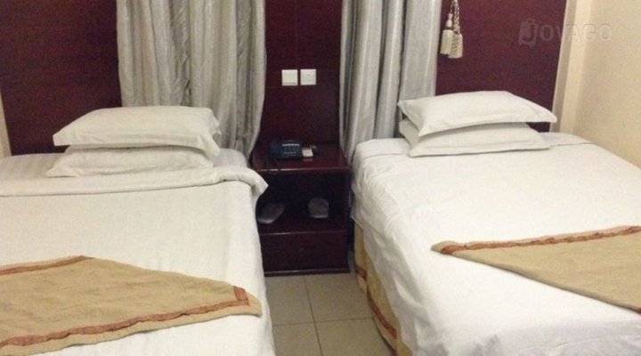 Denfrance Hotel