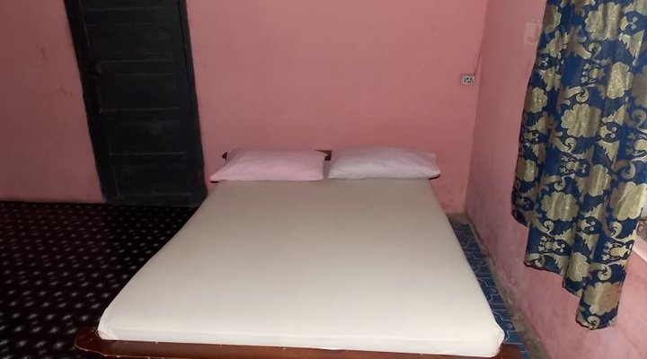 Stardos Guest House